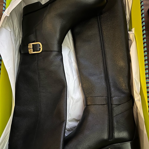 Tory Burch Shoes - Tory Burch Brooke 25 mm Boots
BRAND NEW IN ORIGINAL BOX W TORY BURCH DUST BAG
